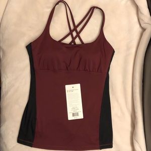 ✨STORE CLOSING SALE✨ NWT Lucy Powerfully Poised Bra Tank